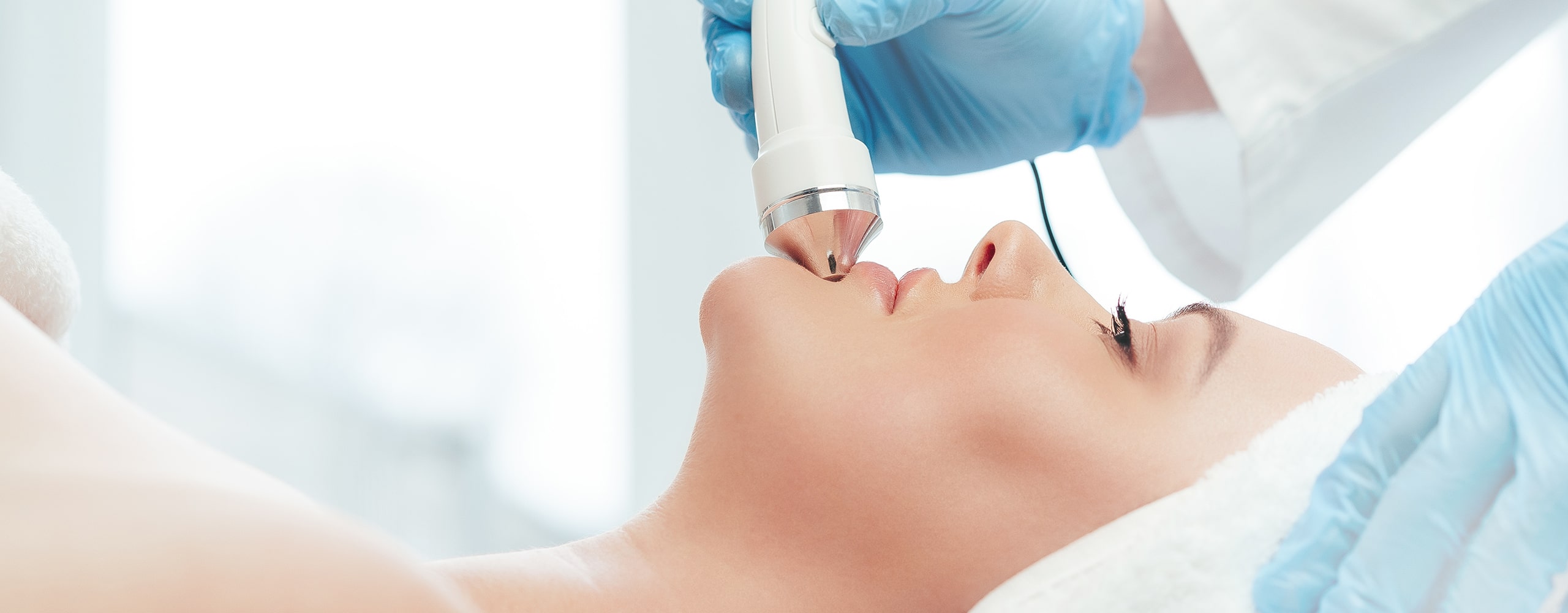 Klassische Kosmetik Behandlung bei Pure Cosmetic